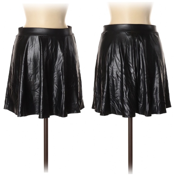 Joe B by Joe Benbasset Black Stretch Mini Skirt - Picture 3 of 8